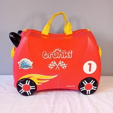 Trunki Rocco The Race Car Ride-On Suitcase