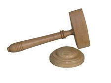 GAVEL & BLOCK IN OAK WOOD