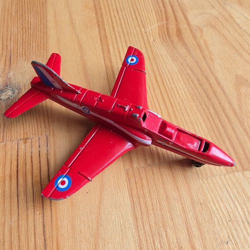 Matchbox bae hawk mk1 red - matchbox,