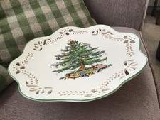 NEW SPODE CHRISTMAS TREE RD FOOTED FLUTED RIM PIERCED CAKE STAND.29x8cm.
