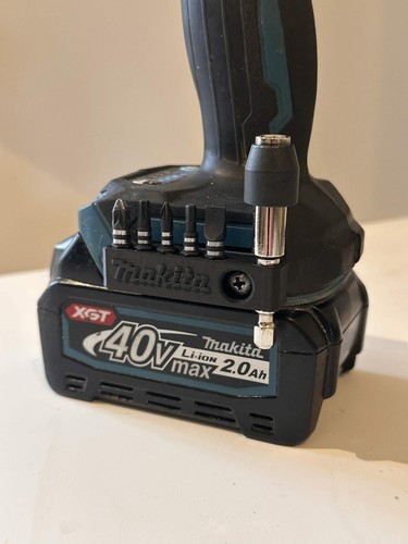 Magnetic drill bit holder - magnetic,