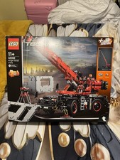 LEGO TECHNIC: Rough Terrain Crane (42082)