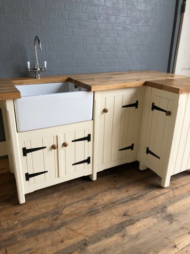 Freestanding country kitchen - country,