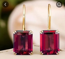 Pretty Square Ruby Colour Drop