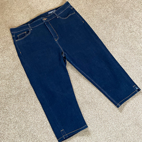 New the carrie - s, crop