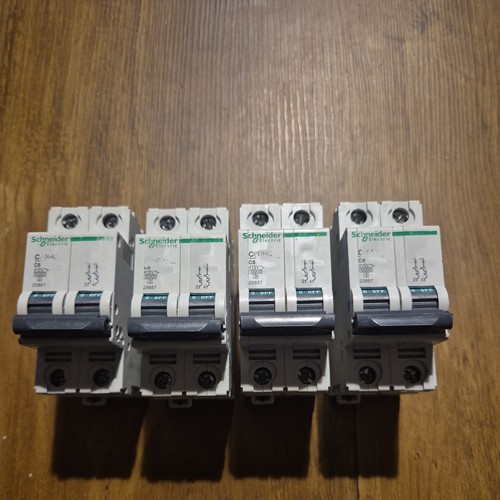 Job lot schneider c60hc - of,