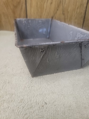 Vintage loaf pan unbranded - loaf,