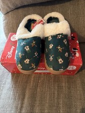 Disney Ladies Sz 7/8 Christmas