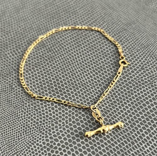 9ct yellow gold figaro - 9ct, t