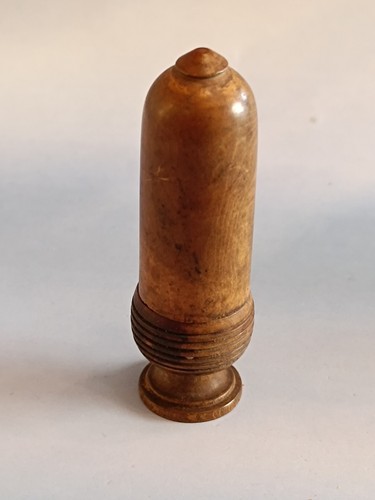 Antique treen needle case - treen, /