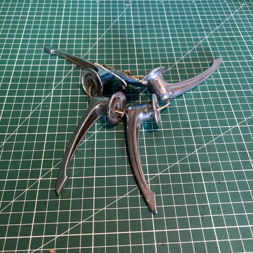 Morris chrome interior - 8, 9