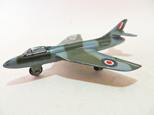 Dinky 736 hawker - 736, hunter