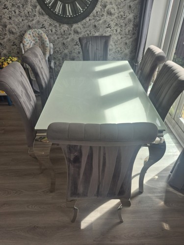 Louis table and chairs - table,