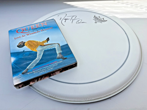 Roger taylor queen autographed - taylor,