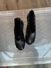 New Next Forever Comfort Black