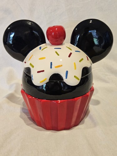 Disney mickey mouse cupcake - cupcake, w
