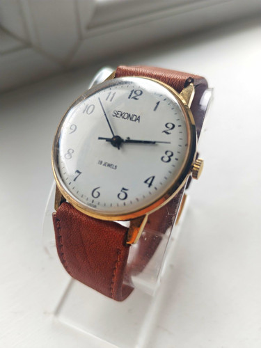 Vintage ussr sekonda - vintage,