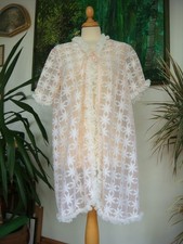 Vintage 1960's Pretty Contessa