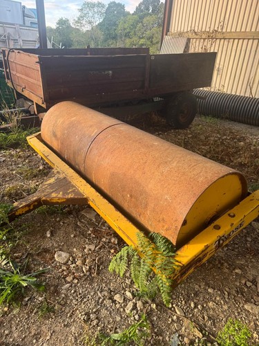 Twose 8ft field - twose, trailed