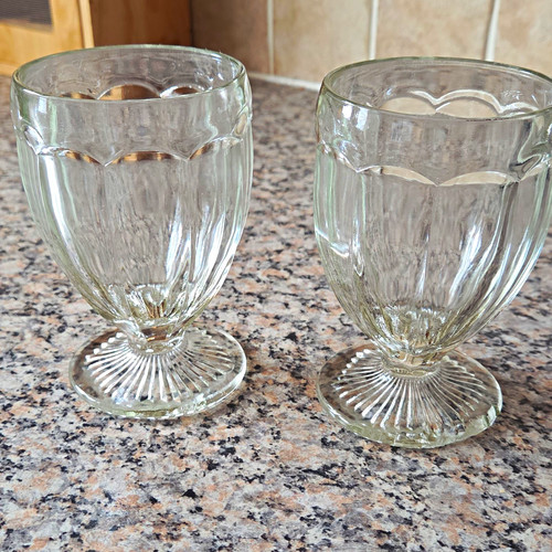 Clear fluted stemmed dessert - clear,