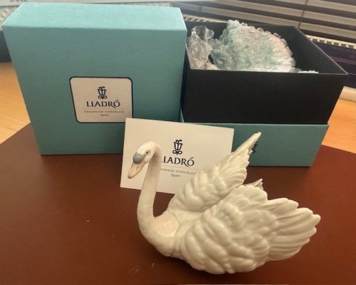 Vintage lladro white swan - vintage,
