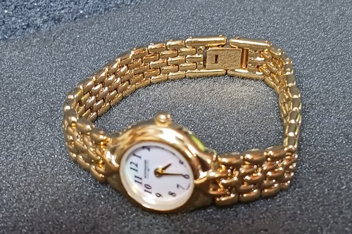 Untested vintage gold tone - gold,