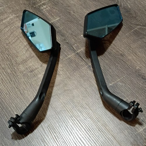 Bicycle scooter side - side, view