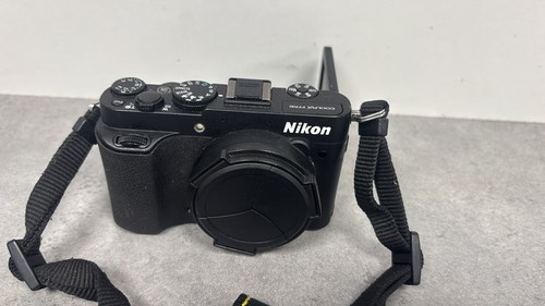 Nikon coolpix p7700 - nikon,
