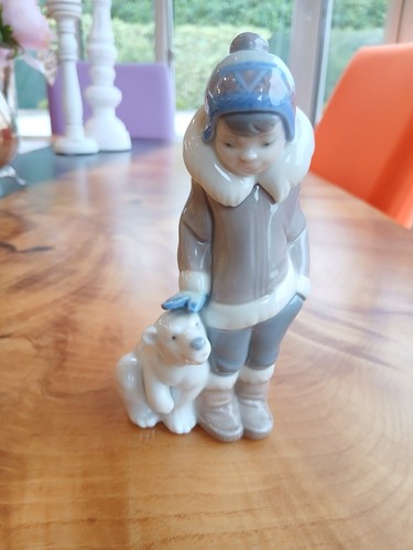 Lladro figurine porcelain - lladro,