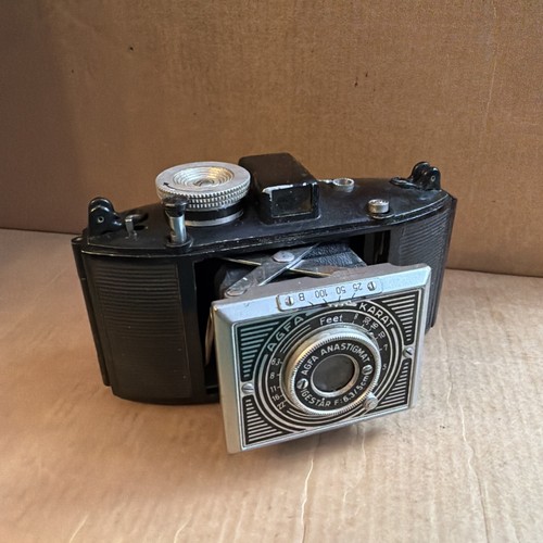 Vintage photographic camera - photographic,