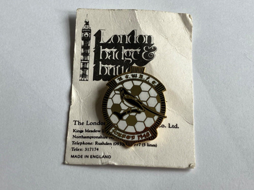 Vintage london badge button - london,