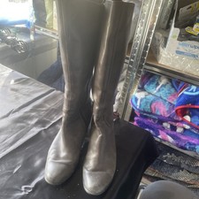 Dark Gray Heeled Caprice
