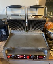 Buffalo L554-B Electric Double Contact Ribbed Panini Grill- Tested & Working