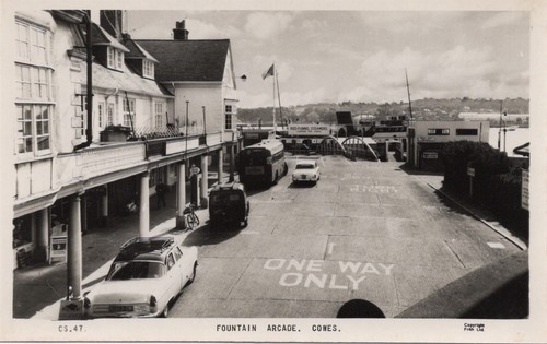 Fountain arcade cowes - cowes-, isle