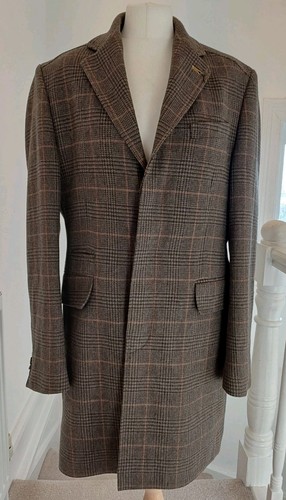White stuff coat size - coat, medium