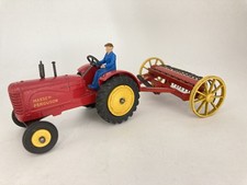 Dinky 310 Massey Ferguson Farm