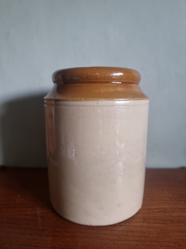 Stoneware jar with brown - with, glaze