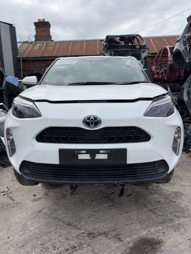 Toyota yaris cross - toyota,