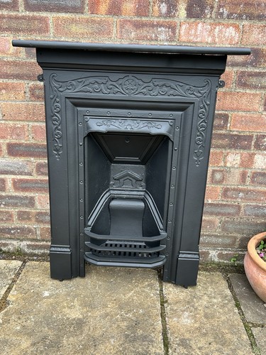 Highly decorative cast - decorative,
