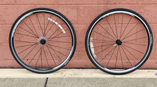 Shimano R500 700c Road Bike Wheels / Wheelset