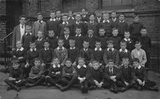 THORNTON HEATH PHOTOGRAPHER - CLASS PHOTO ~ VINTAGE REAL PHOTO POSTCARD #2521321