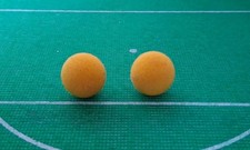 2x Subbuteo c191 sponge footballs 