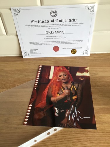 Genuine signed nicki - 🔥,