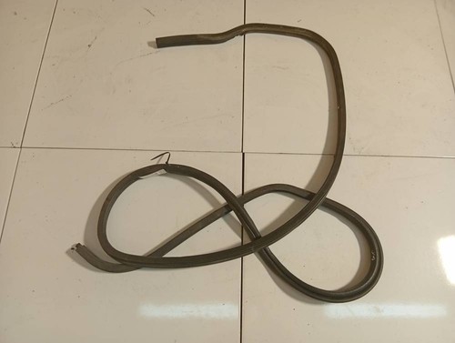Door rubber rear right - ,