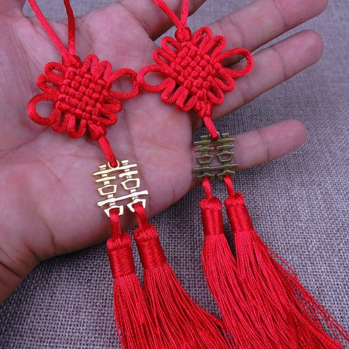 Red chinese knot - red,