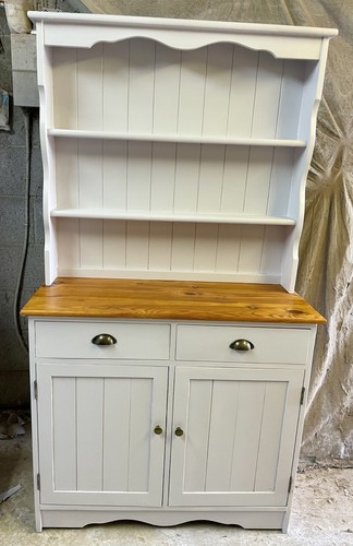 Welsh dresser - dresser,