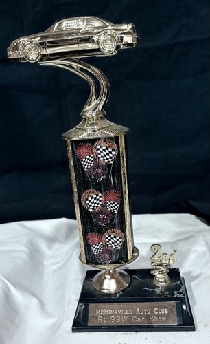 Trophies customizable - -,