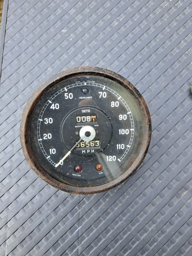Jaguar speedo and rev - speedo,