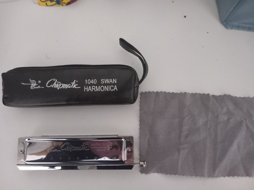 Swan chromatic harmonica 1040 - chromatic,