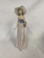 Lladro Nao Figurine Girl with Flower Basket No 00292 13"/33 cm Tall